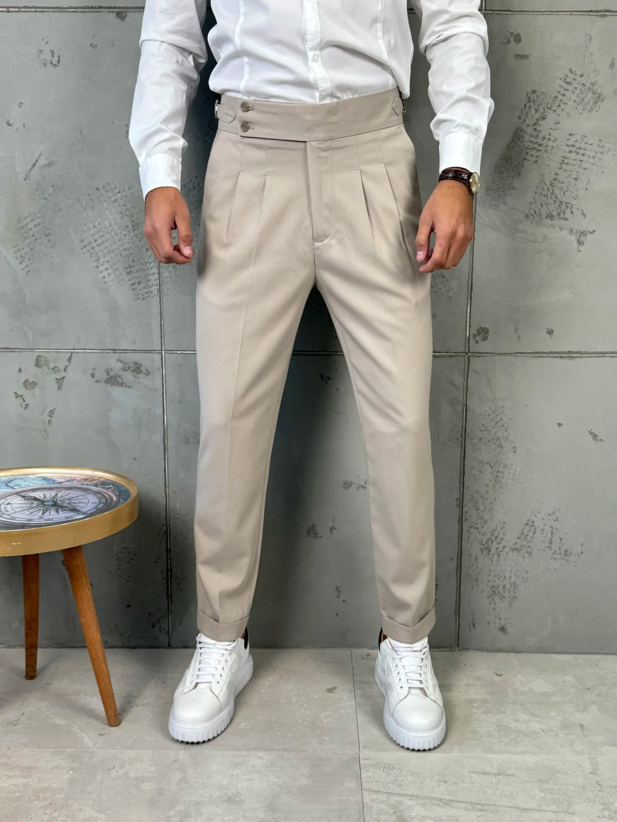 Muške pantalone sa podesivim pojasom - bež