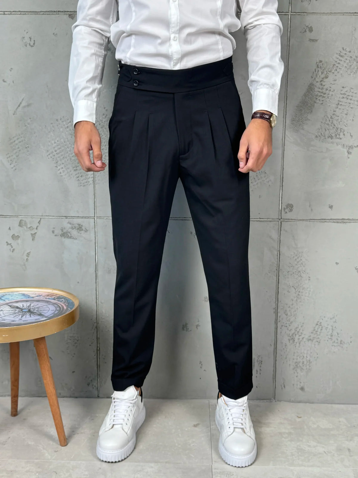 Muške pantalone sa podesivim pojasom - crna