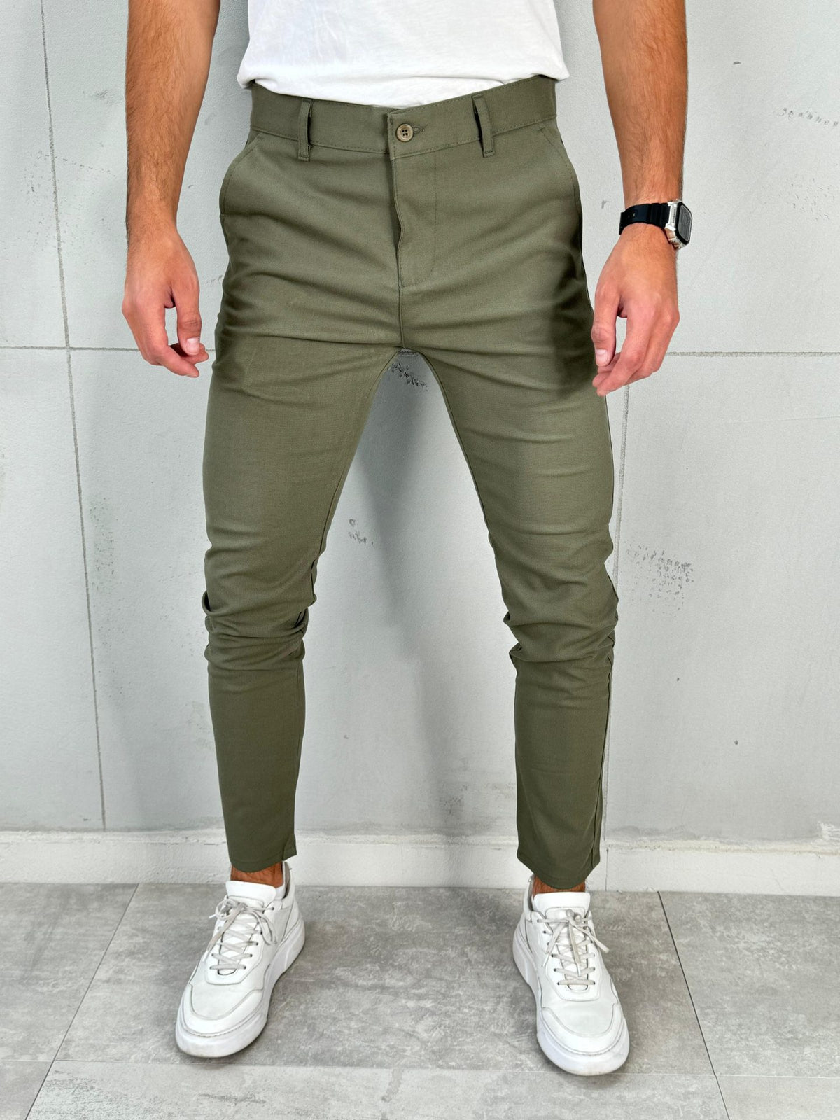 Elegantne pantalone VR 301 Maslinasta